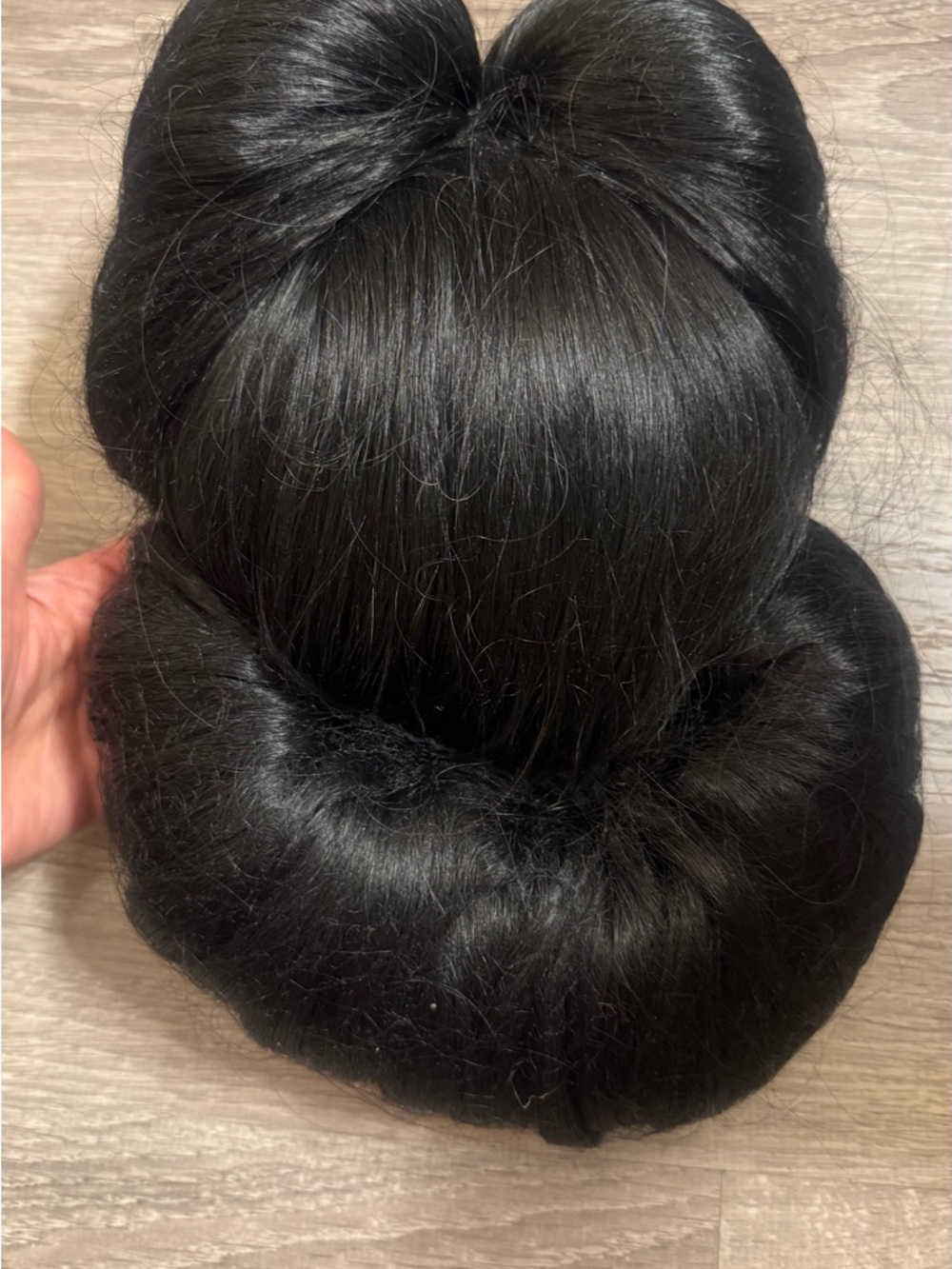 Black Vintage-Inspired Gothic Women's Wig - Picture 7 of 17